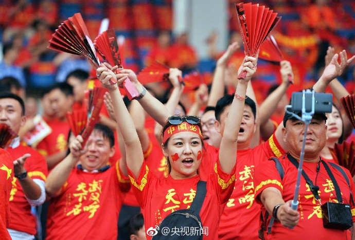 2018世界杯预选赛亚洲区国足赢了图片 中国队