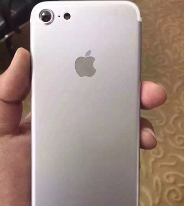 iPhone 7真机后壳照疑似曝光 iOS系统的魅族PRO 6出炉