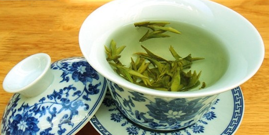 西湖龙井是绿茶吗 龙井茶的泡法有哪些